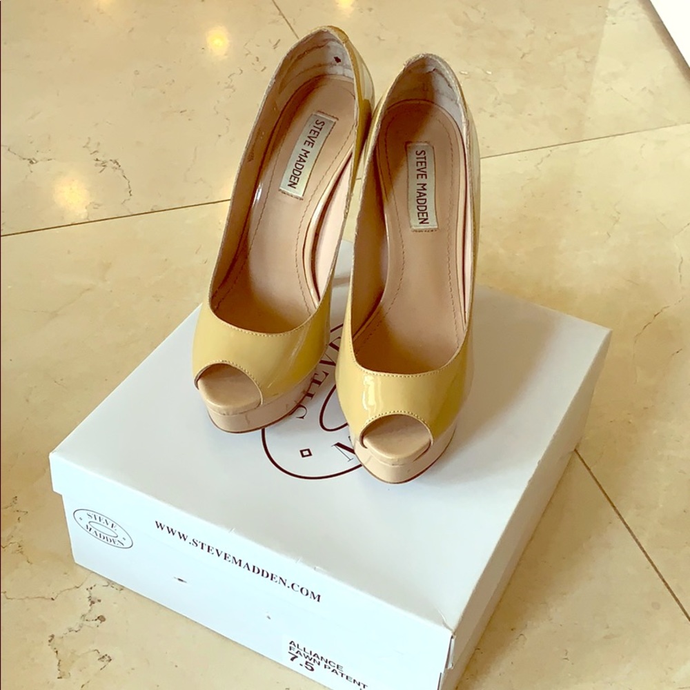 COPY - Steve Madden Alliance Heels